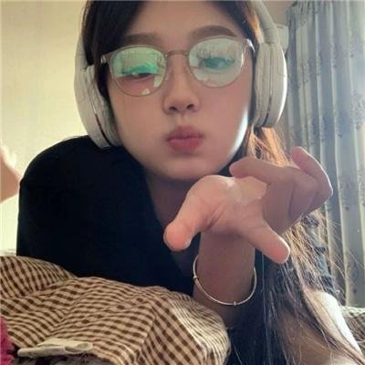 女神异闻录4海报